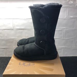 UGG Girls Bailey Triple Button Boot Black